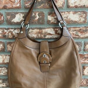 Coach shoulder purse